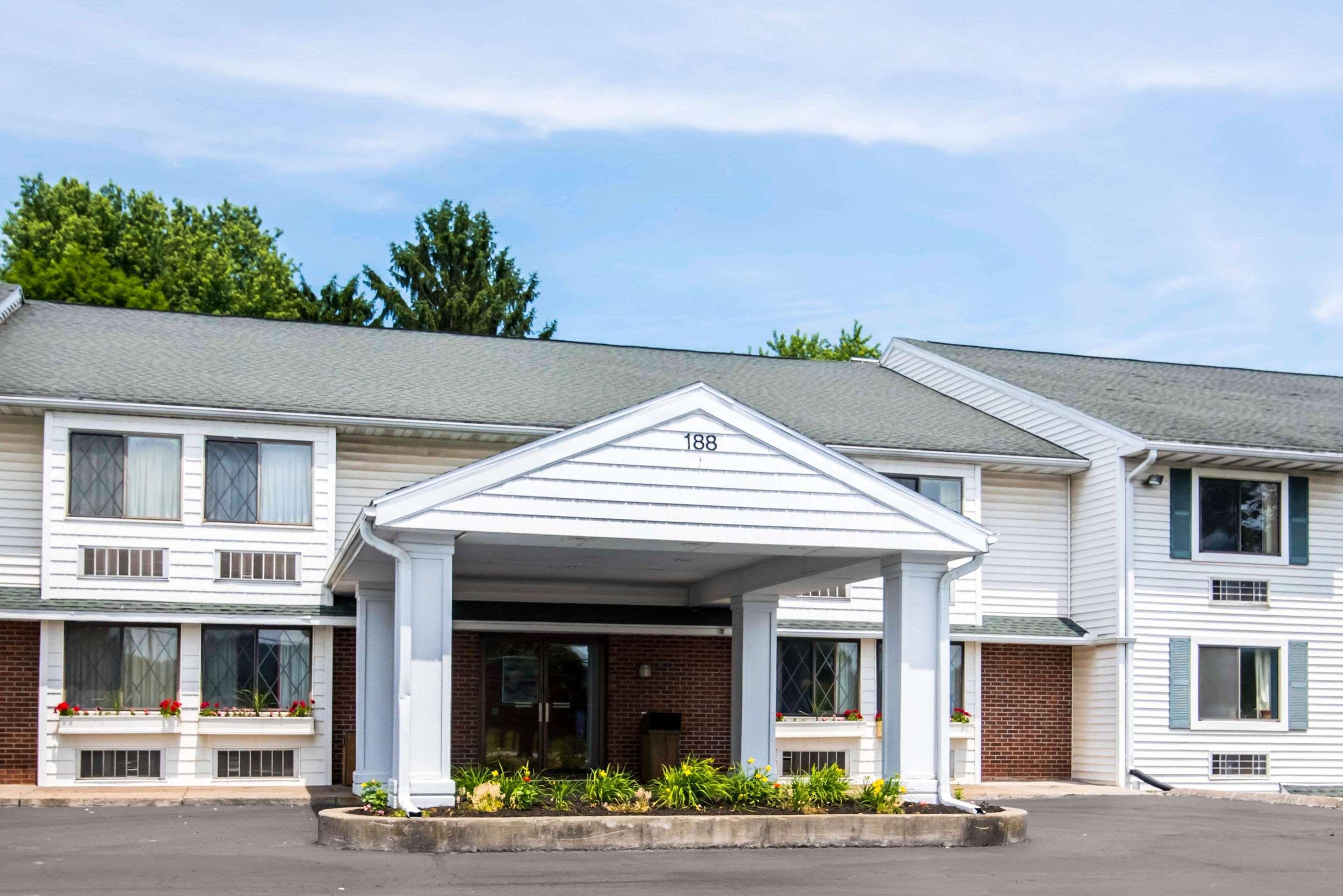 Quality Inn Cortland - University Area Exteriör bild
